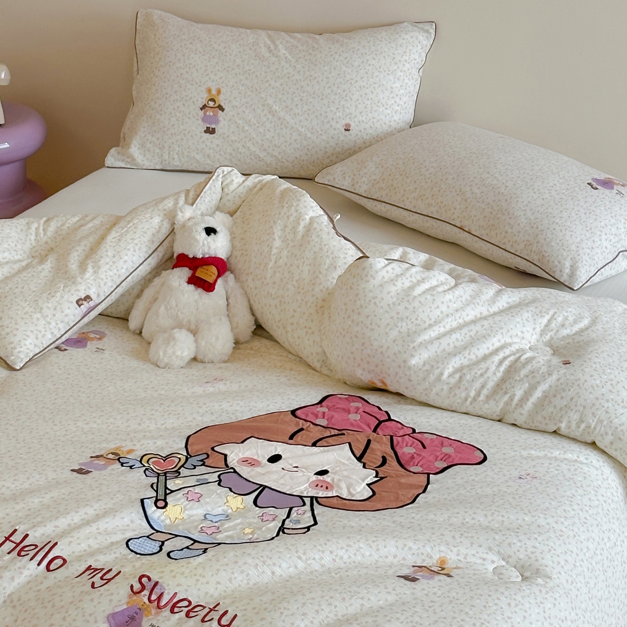 91家纺网 家纺一手货源 找家纺 一加一 2025新款A类双层纱卡通贴布绣大豆被芯 梦女孩