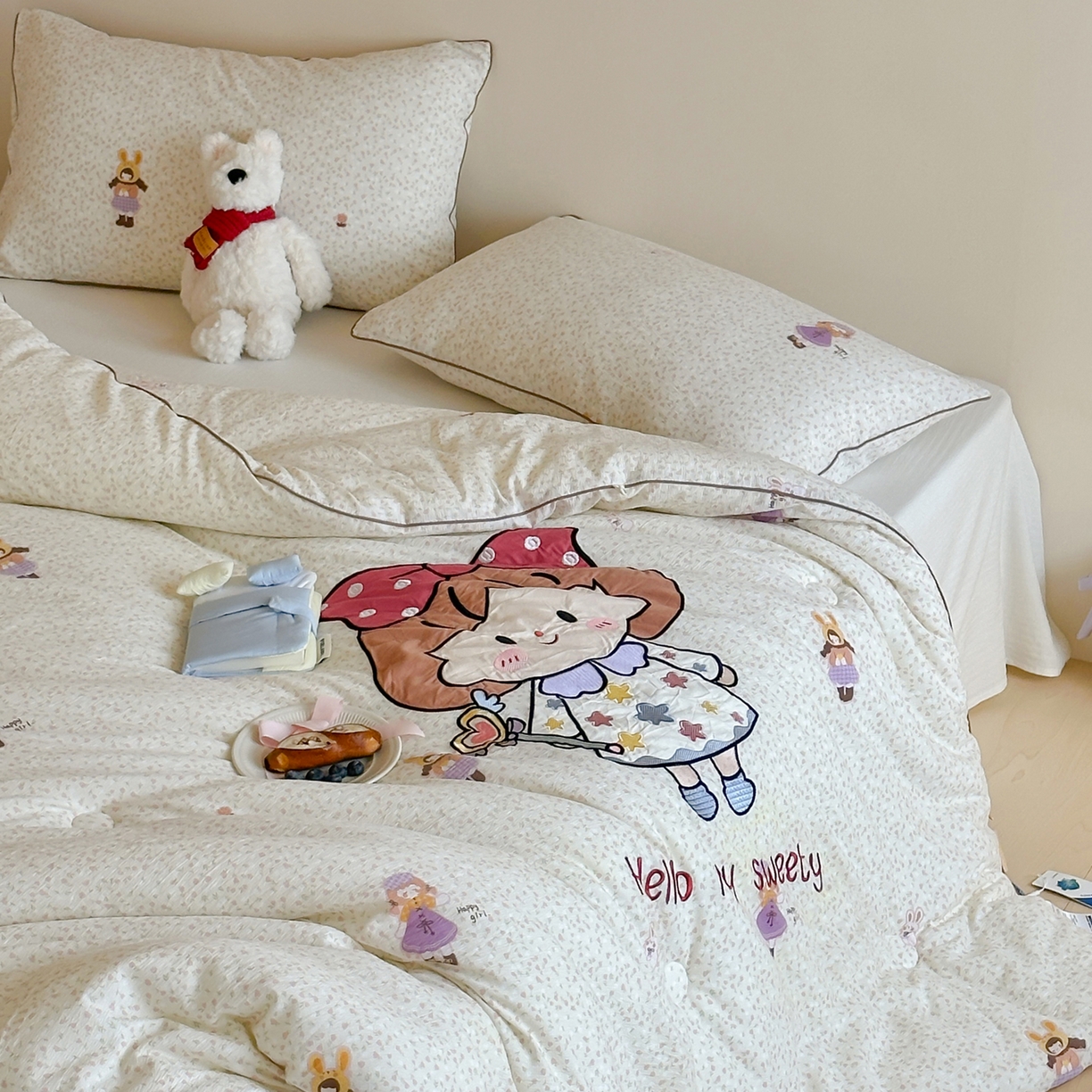 91家纺网 家纺一手货源 找家纺 一加一 2025新款A类双层纱卡通贴布绣大豆被芯 梦女孩