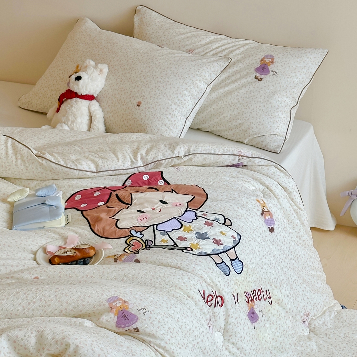 91家纺网 家纺一手货源 找家纺 一加一 2025新款A类双层纱卡通贴布绣大豆被芯 梦女孩