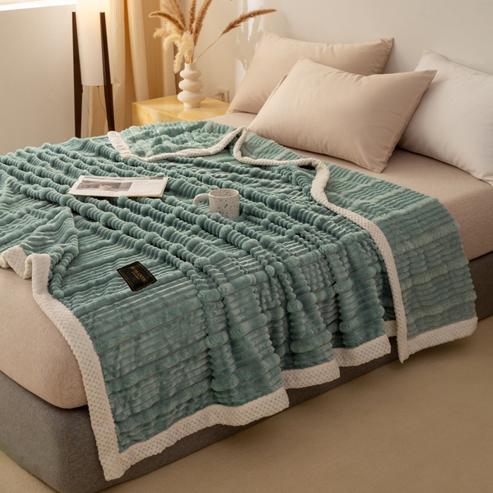 91家纺网 家纺一手货源 找家纺 雅诗帛 2025新款A类兔毛绒子母条毛毯双面云朵绒毛毯宿舍牛奶绒小被毯轻奢时尚加厚保暖盖毯休闲绒毯毯子 流光青