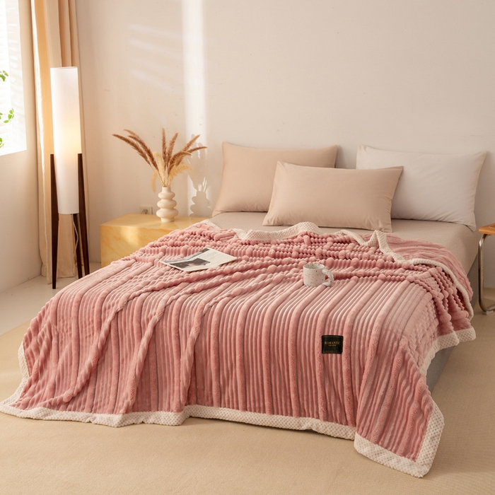 91家纺网 家纺一手货源 找家纺 雅诗帛 2025新款A类兔毛绒子母条毛毯双面云朵绒毛毯宿舍牛奶绒小被毯轻奢时尚加厚保暖盖毯休闲绒毯毯子 豆沙粉