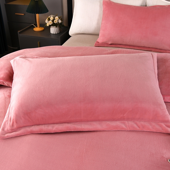 91家纺网 家纺一手货源 找家纺 尚品凤凰 2025新款牛奶绒绣花单被套单品被套单件被套 粉色