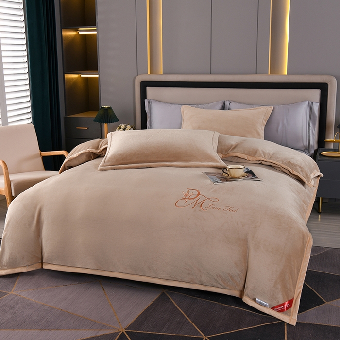 91家纺网 家纺一手货源 找家纺 尚品凤凰 2025新款牛奶绒绣花单被套单品被套单件被套 卡其