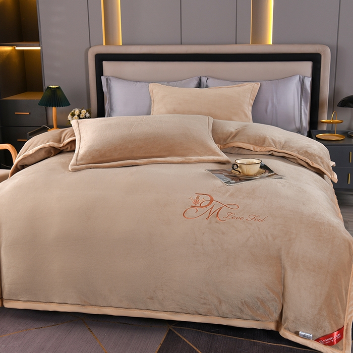 尚品凤凰 2025新款牛奶绒绣花单被套单品被套单件被套 卡其