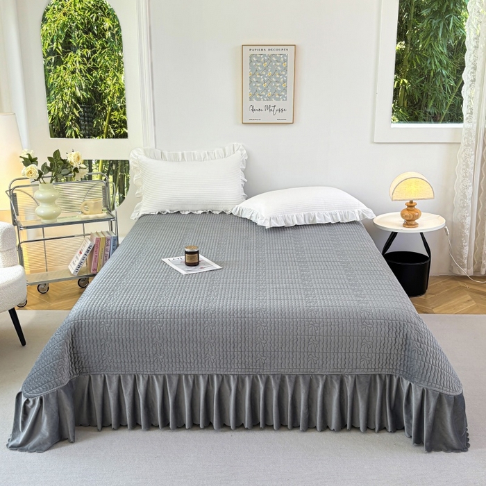 91家纺网 家纺一手货源 找家纺 （总）尚品凤凰 2025新款加厚宝宝绒绗缝夹棉单床裙单品床裙单件床裙-蝴蝶结