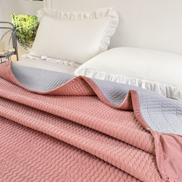 91家纺网 家纺一手货源 找家纺 尚品凤凰 2025新款加厚宝宝绒绗缝夹棉单床裙单品床裙单件床裙-蝴蝶结 藕粉