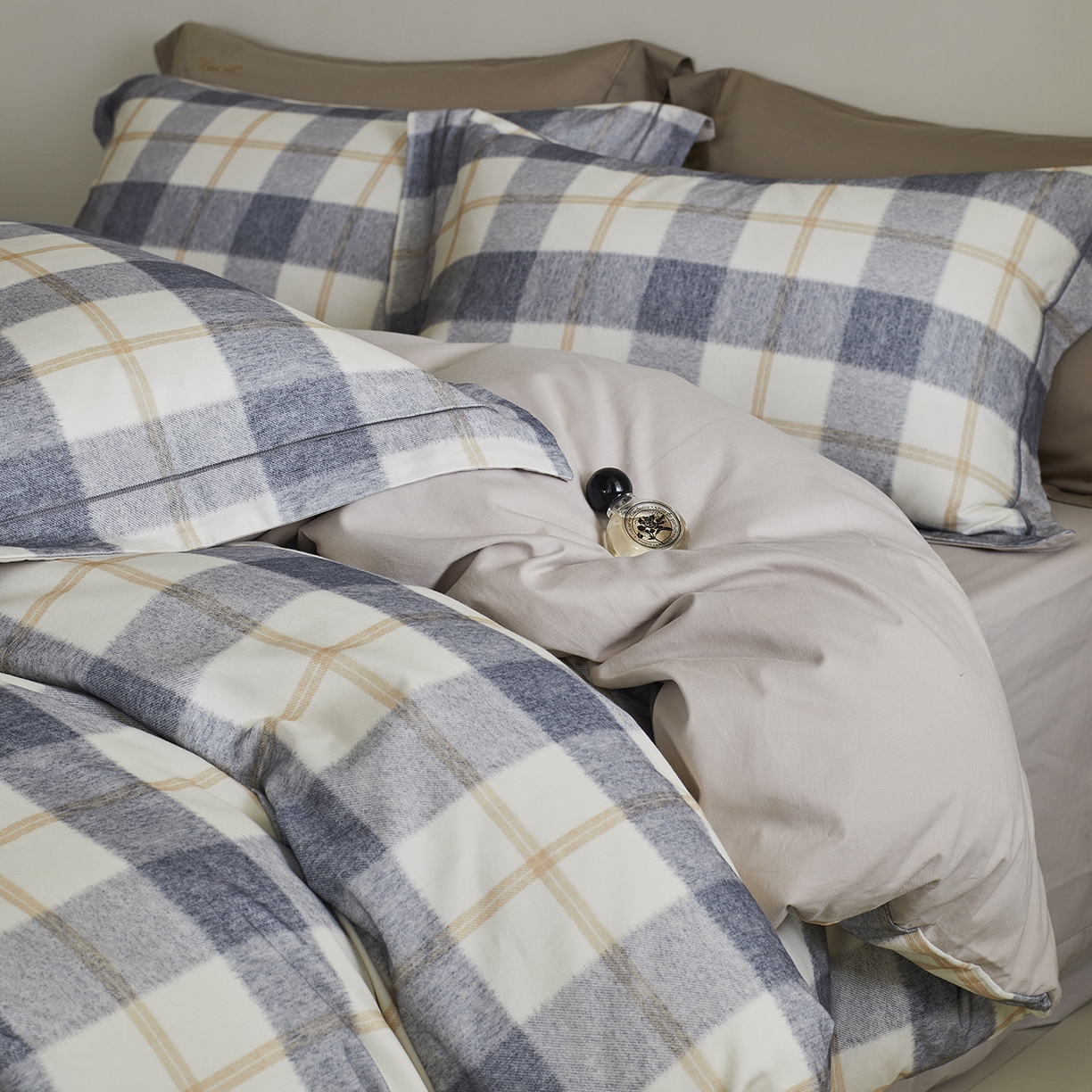 91家纺网 家纺一手货源 找家纺 嘉汀兰家居 2025新款全棉纯棉数码印花生态磨毛四件套 艾米