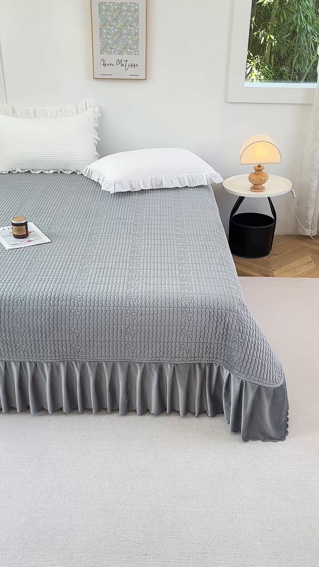 91家纺网 家纺一手货源 找家纺 尚品凤凰 2025新款加厚宝宝绒绗缝夹棉单床裙单品床裙单件床裙-蝴蝶结 灰色