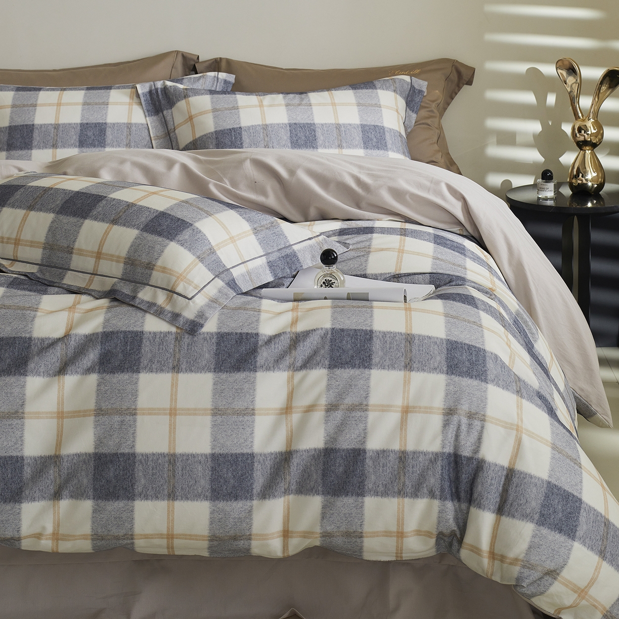 91家纺网 家纺一手货源 找家纺 嘉汀兰家居 2025新款全棉纯棉数码印花生态磨毛四件套 艾米