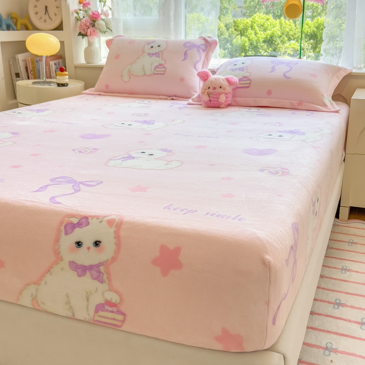 91家纺网 家纺一手货源 找家纺 丝羽坊 2025新款印花小清新牛奶绒印花床笠三件套 公主兔兔