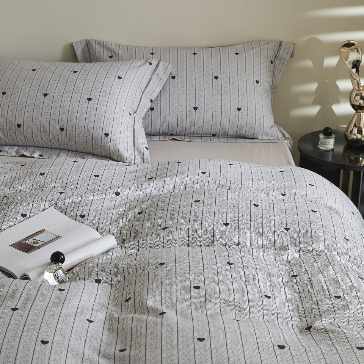 91家纺网 家纺一手货源 找家纺 嘉汀兰家居 2025新款全棉纯棉数码印花生态磨毛四件套 初恋-灰