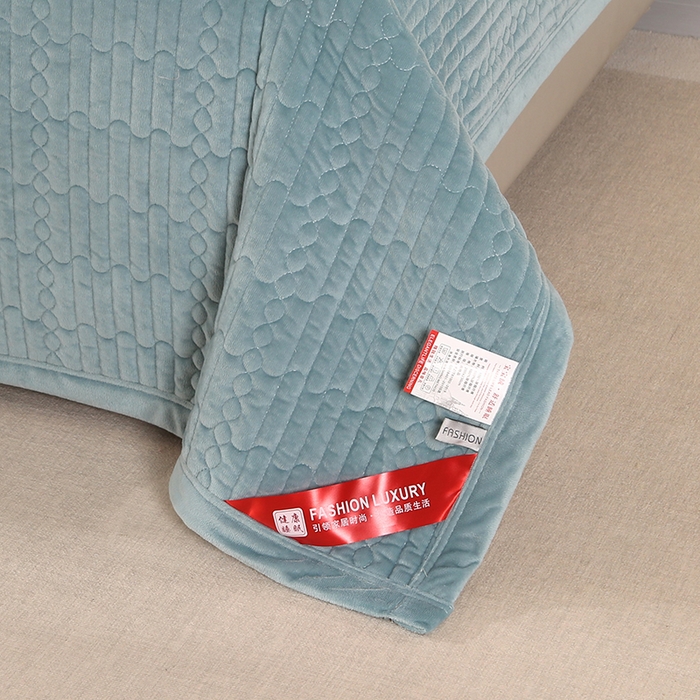 91家纺网 家纺一手货源 找家纺 尚品凤凰 2025新款加厚宝宝绒直角绗缝夹棉单床盖单品床盖单件床盖 湖蓝色