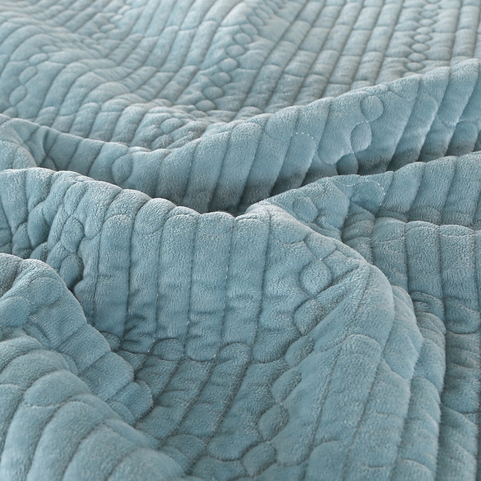 91家纺网 家纺一手货源 找家纺 尚品凤凰 2025新款加厚宝宝绒直角绗缝夹棉单床盖单品床盖单件床盖 湖蓝色