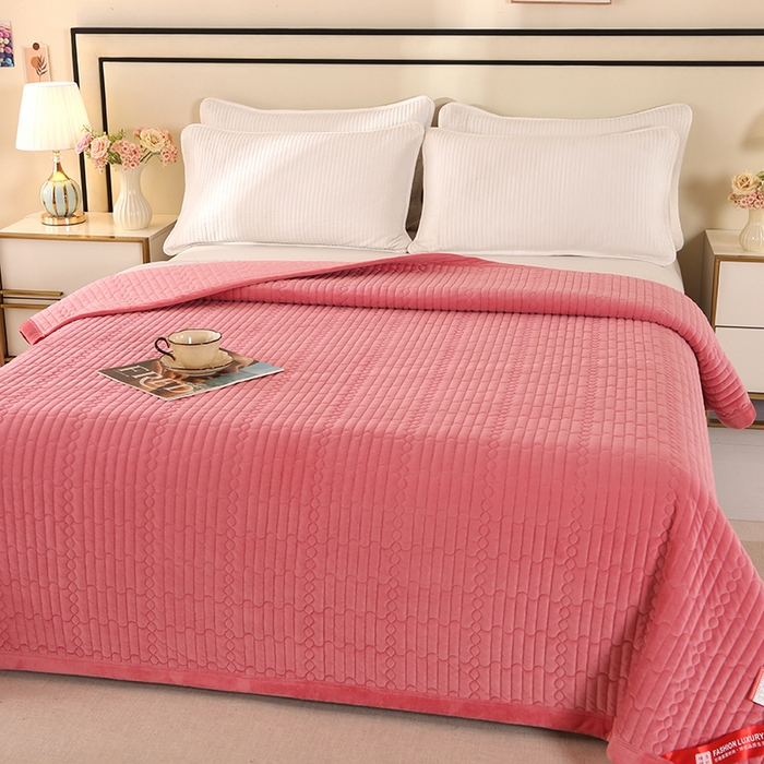 91家纺网 家纺一手货源 找家纺 尚品凤凰 2025新款加厚宝宝绒直角绗缝夹棉单床盖单品床盖单件床盖 豆沙红