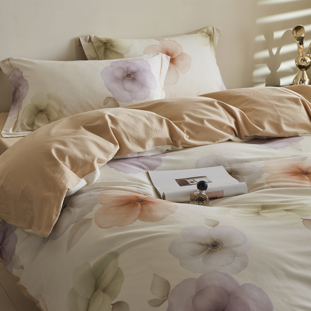 91家纺网 家纺一手货源 找家纺 嘉汀兰家居 2025新款全棉纯棉数码印花生态磨毛四件套 繁花桔