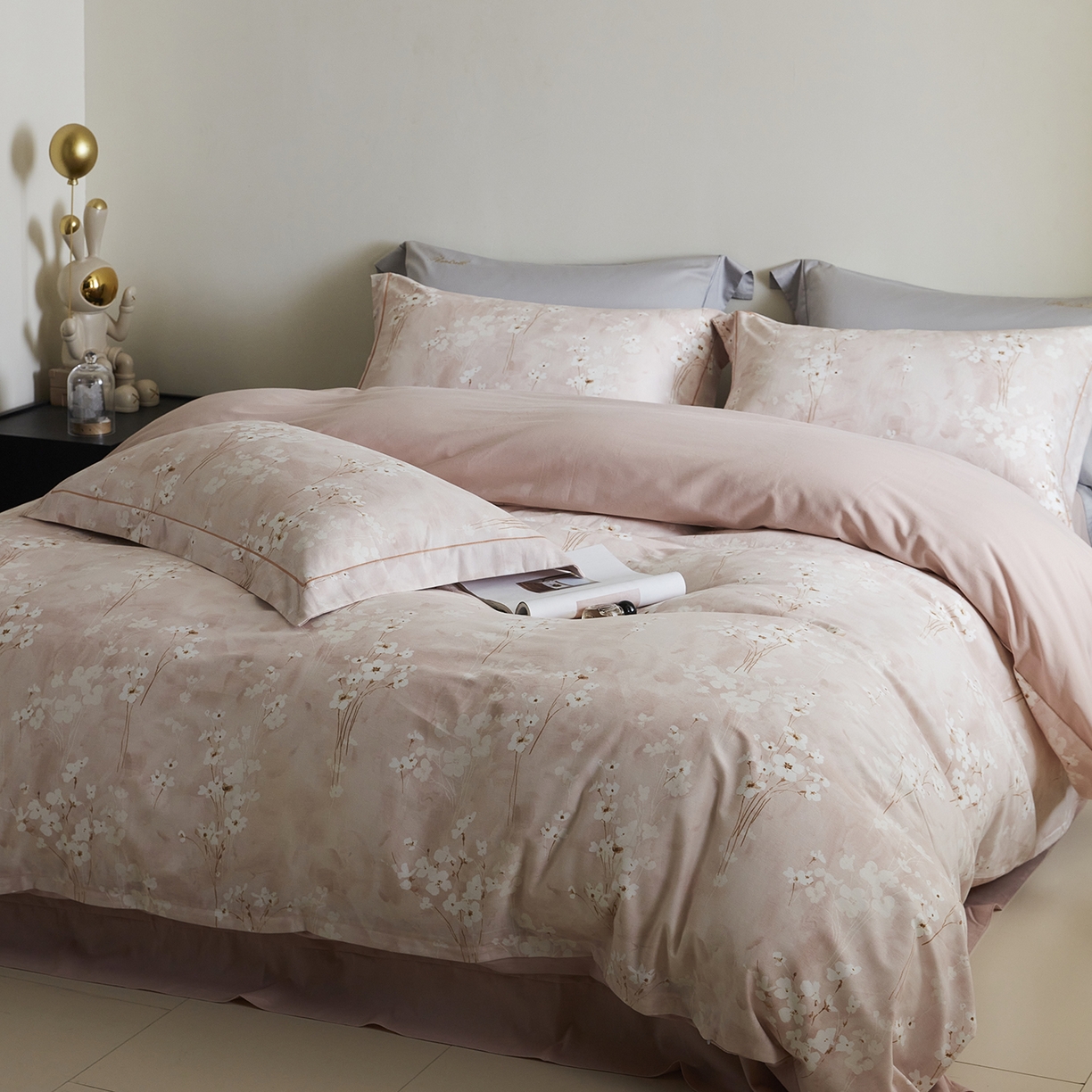 91家纺网 家纺一手货源 找家纺 嘉汀兰家居 2025新款全棉纯棉数码印花生态磨毛四件套 粉黛轻妆