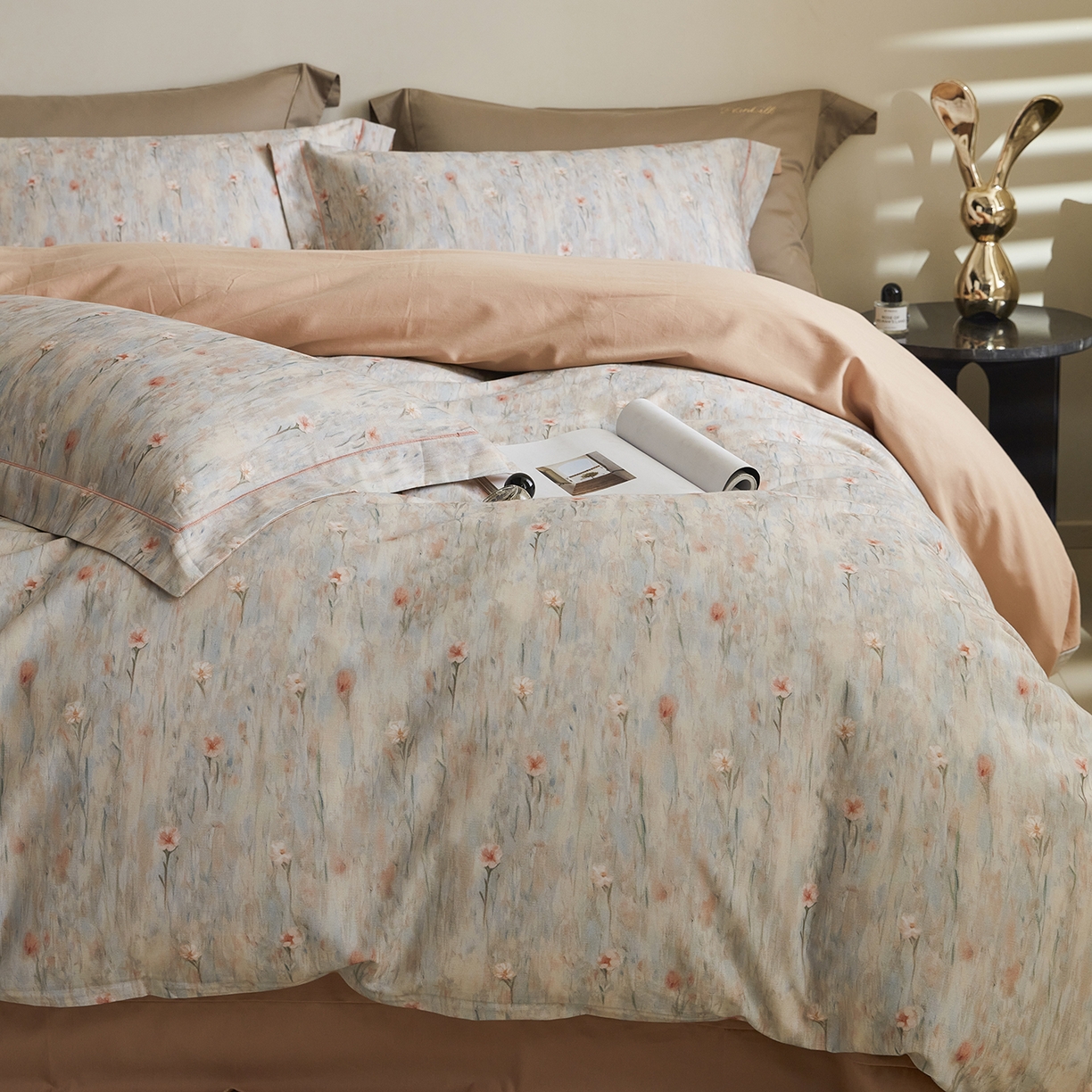 91家纺网 家纺一手货源 找家纺 嘉汀兰家居 2025新款全棉纯棉数码印花生态磨毛四件套 花影桔