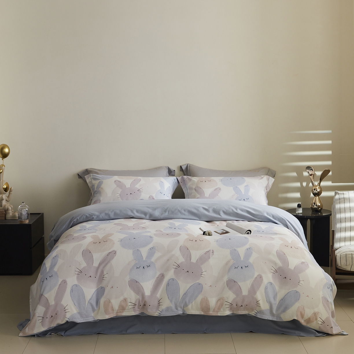 91家纺网 家纺一手货源 找家纺 嘉汀兰家居 2025新款全棉纯棉数码印花生态磨毛四件套 萌兔兔