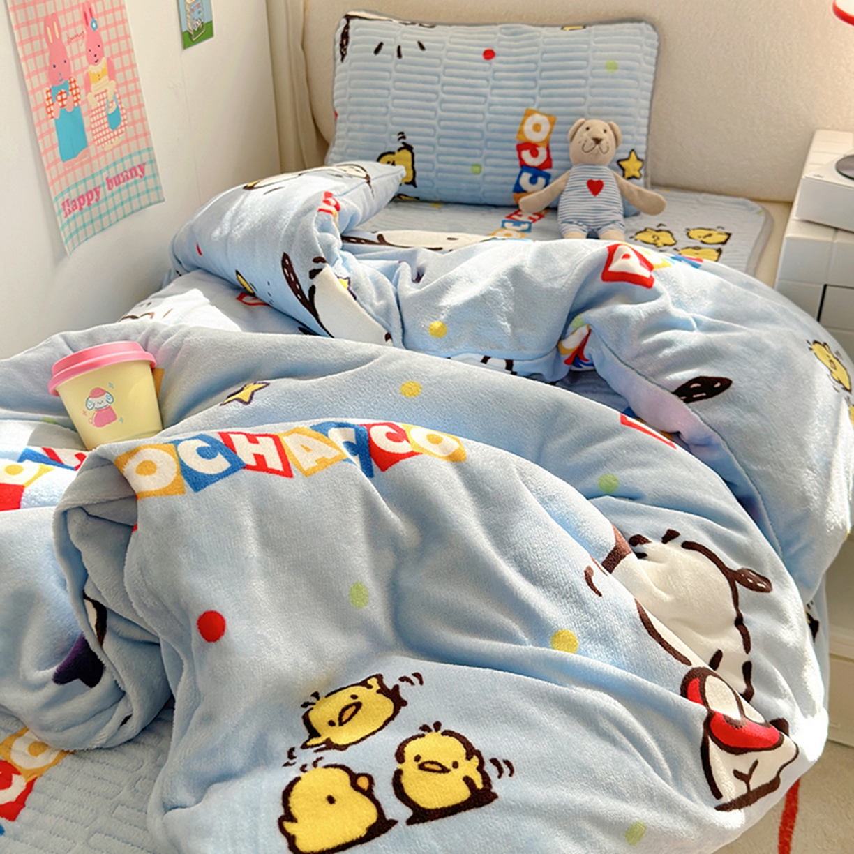 91家纺网 家纺一手货源 找家纺 希诺家居 2025新款儿童系列正版三丽鸥牛奶绒三件套幼儿园多件套 呆萌帕恰狗