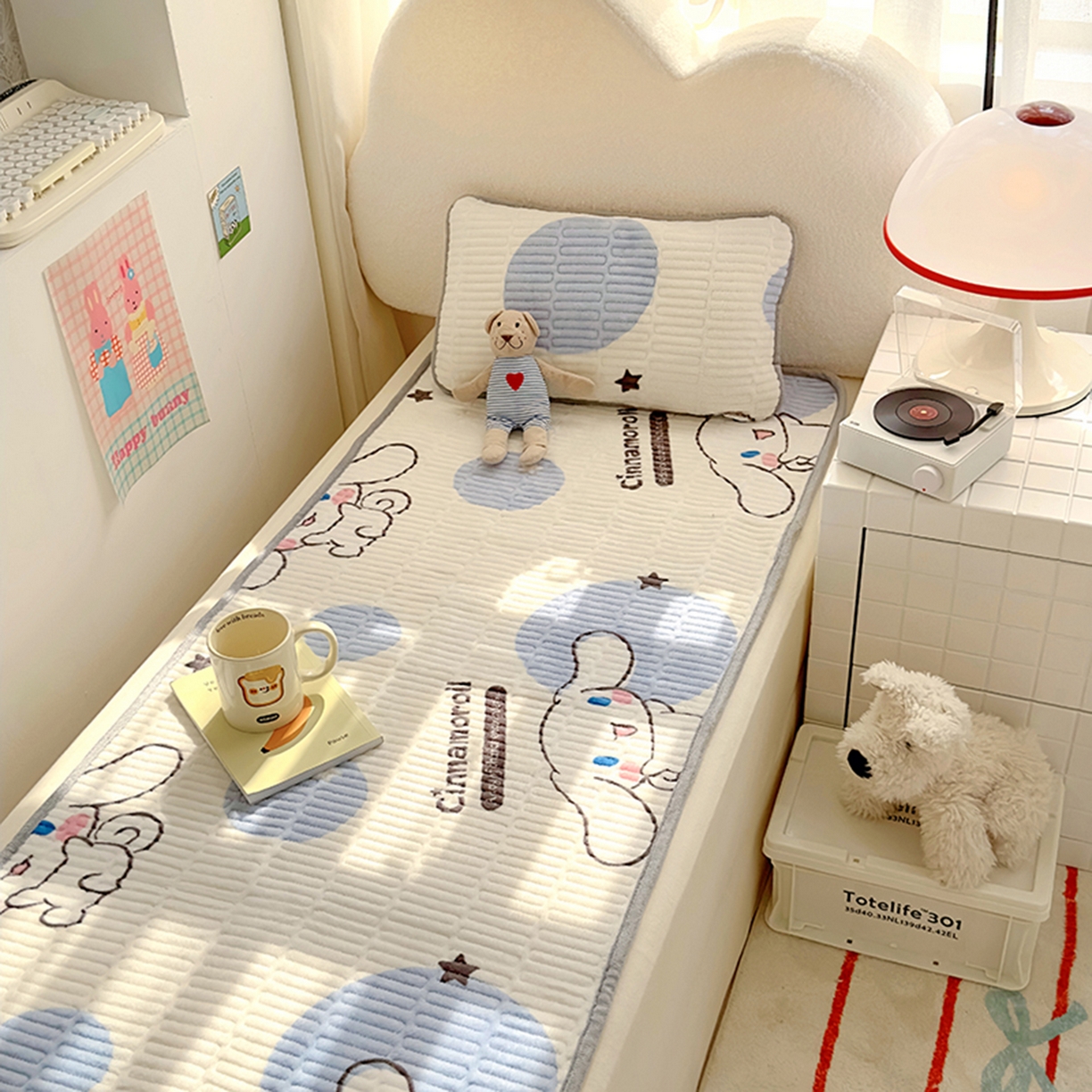 91家纺网 家纺一手货源 找家纺 希诺家居 2025新款儿童系列正版三丽鸥牛奶绒三件套幼儿园多件套 泡泡玉桂狗