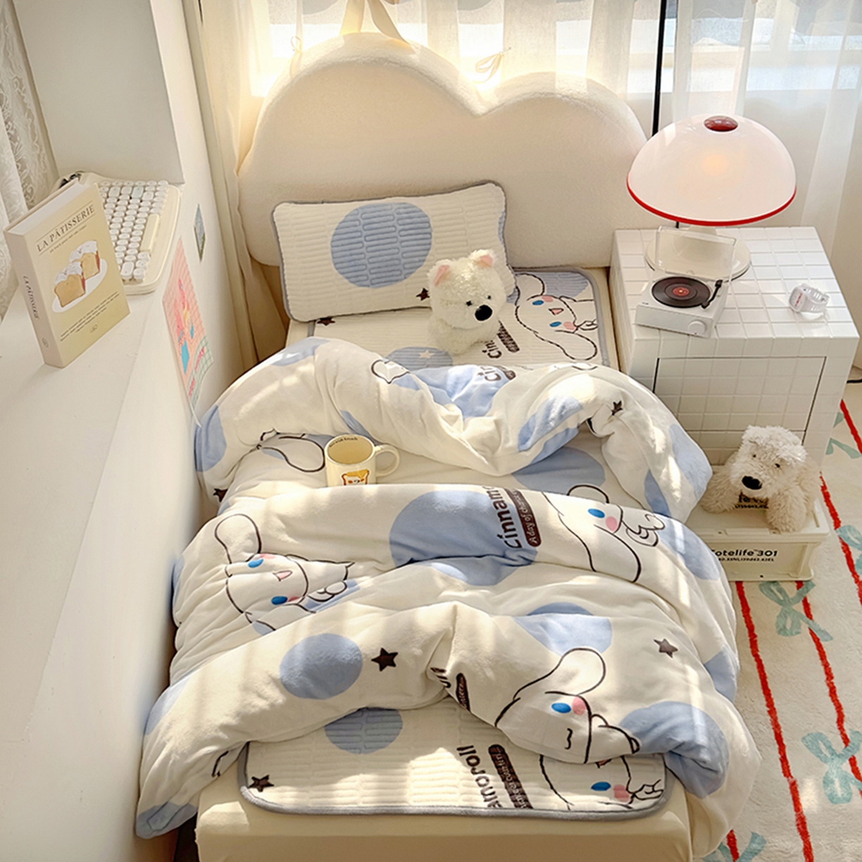 91家纺网 家纺一手货源 找家纺 希诺家居 2025新款儿童系列正版三丽鸥牛奶绒三件套幼儿园多件套 泡泡玉桂狗