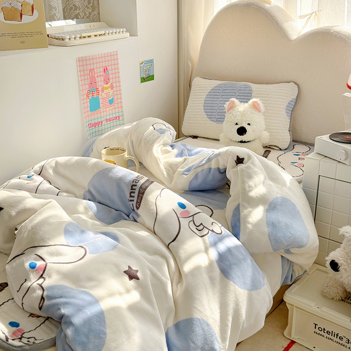 91家纺网 家纺一手货源 找家纺 希诺家居 2025新款儿童系列正版三丽鸥牛奶绒三件套幼儿园多件套 泡泡玉桂狗