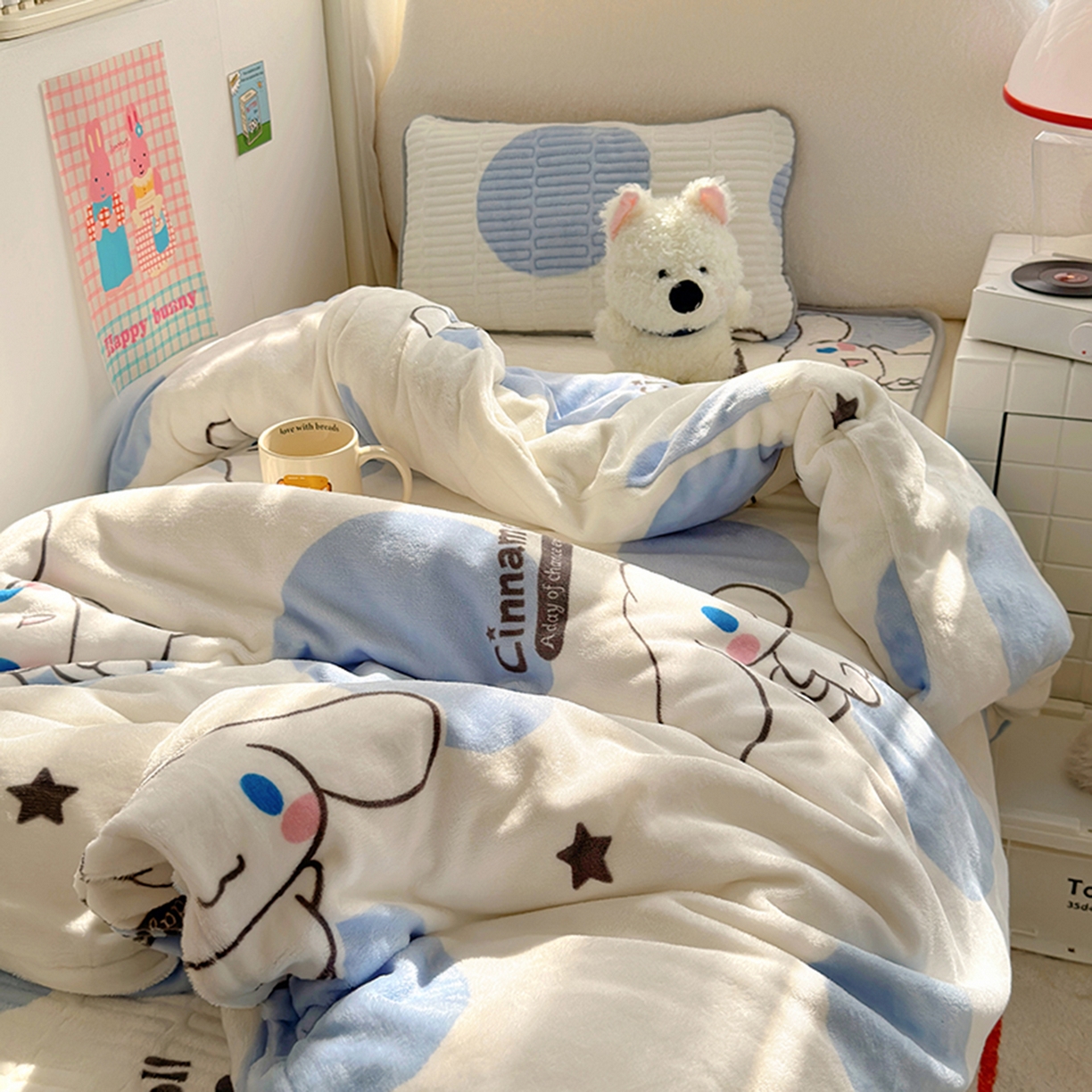 91家纺网 家纺一手货源 找家纺 希诺家居 2025新款儿童系列正版三丽鸥牛奶绒三件套幼儿园多件套 泡泡玉桂狗