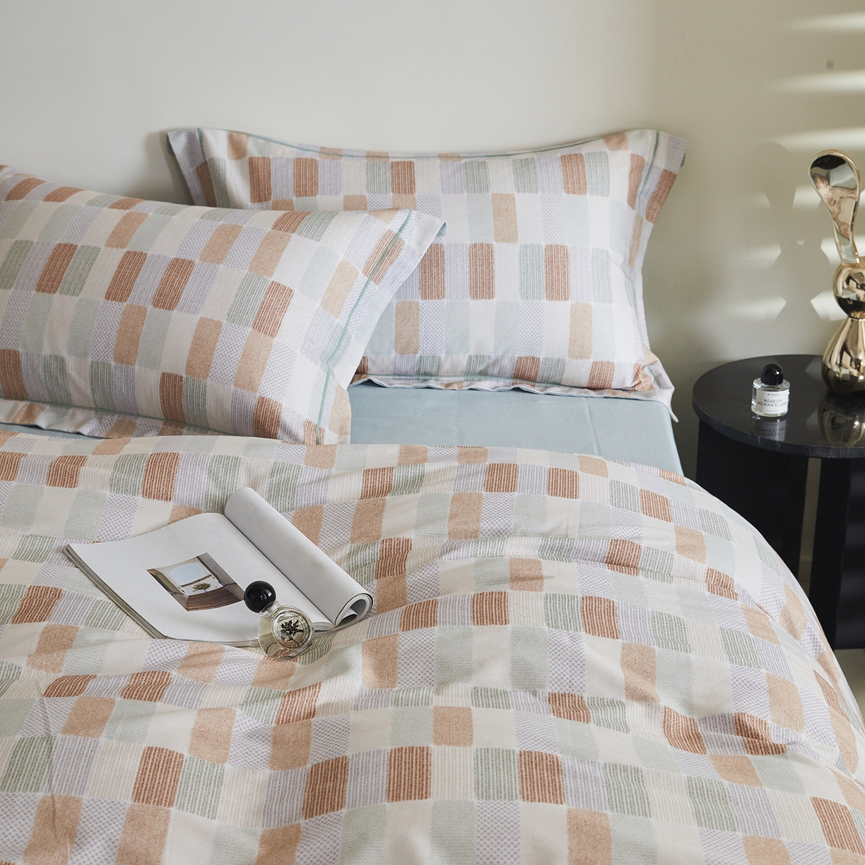 91家纺网 家纺一手货源 找家纺 嘉汀兰家居 2025新款全棉纯棉数码印花生态磨毛四件套 闲偶绿