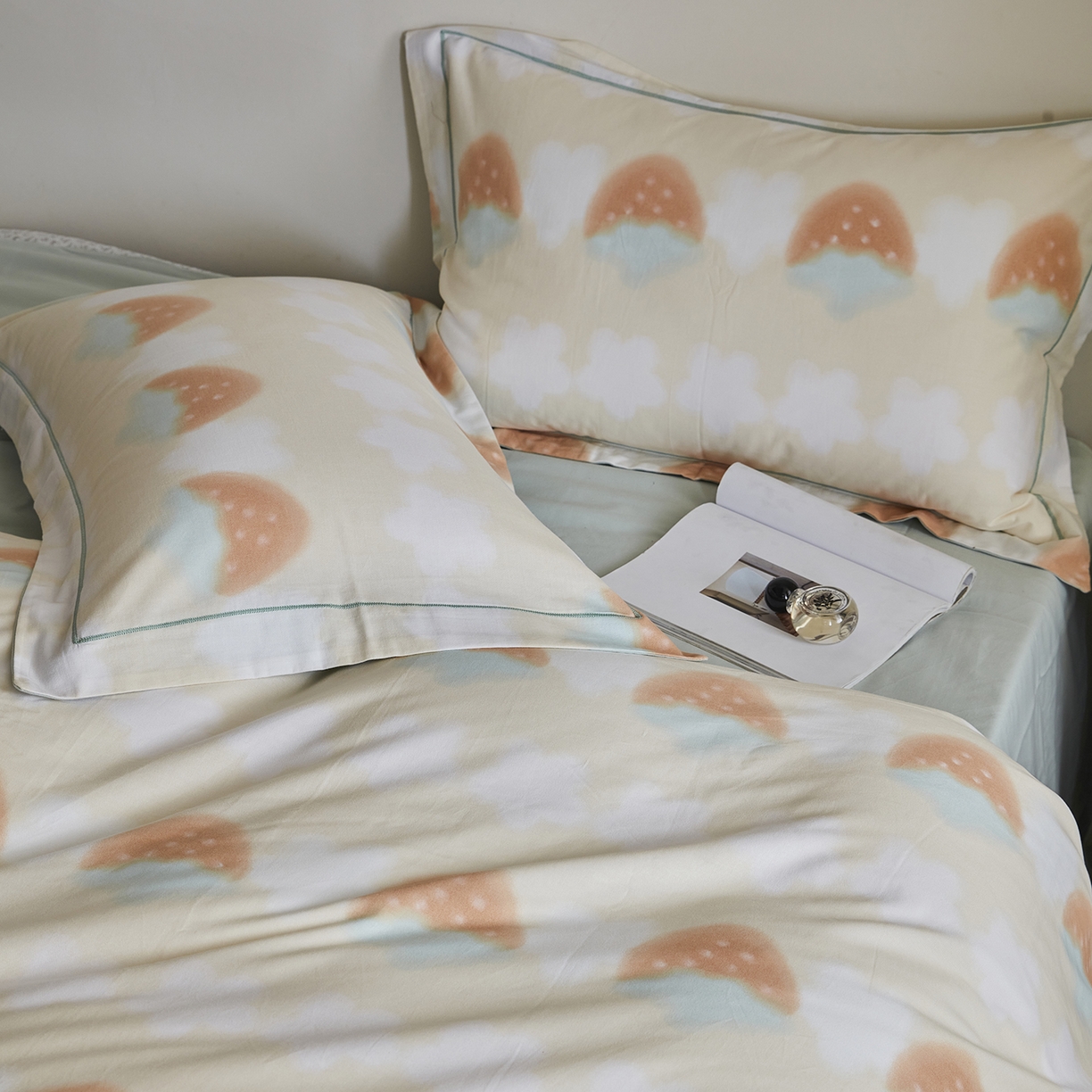 91家纺网 家纺一手货源 找家纺 嘉汀兰家居 2025新款全棉纯棉数码印花生态磨毛四件套 小甜甜黄