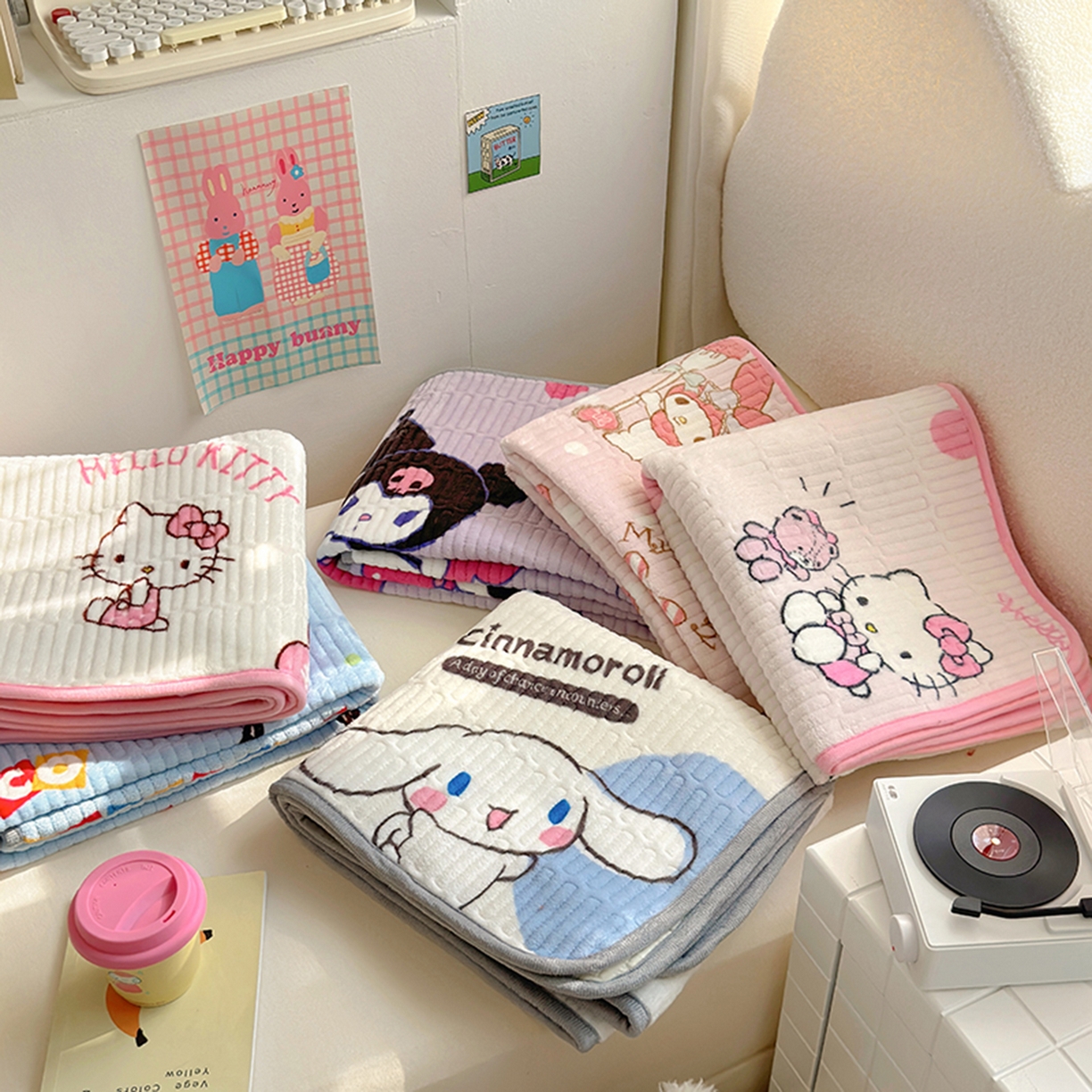 91家纺网 家纺一手货源 找家纺 希诺家居 2025新款儿童系列正版三丽鸥牛奶绒三件套幼儿园多件套 组合图