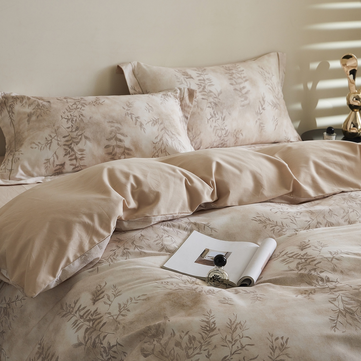 91家纺网 家纺一手货源 找家纺 嘉汀兰家居 2025新款全棉纯棉数码印花生态磨毛四件套 杏花微雨