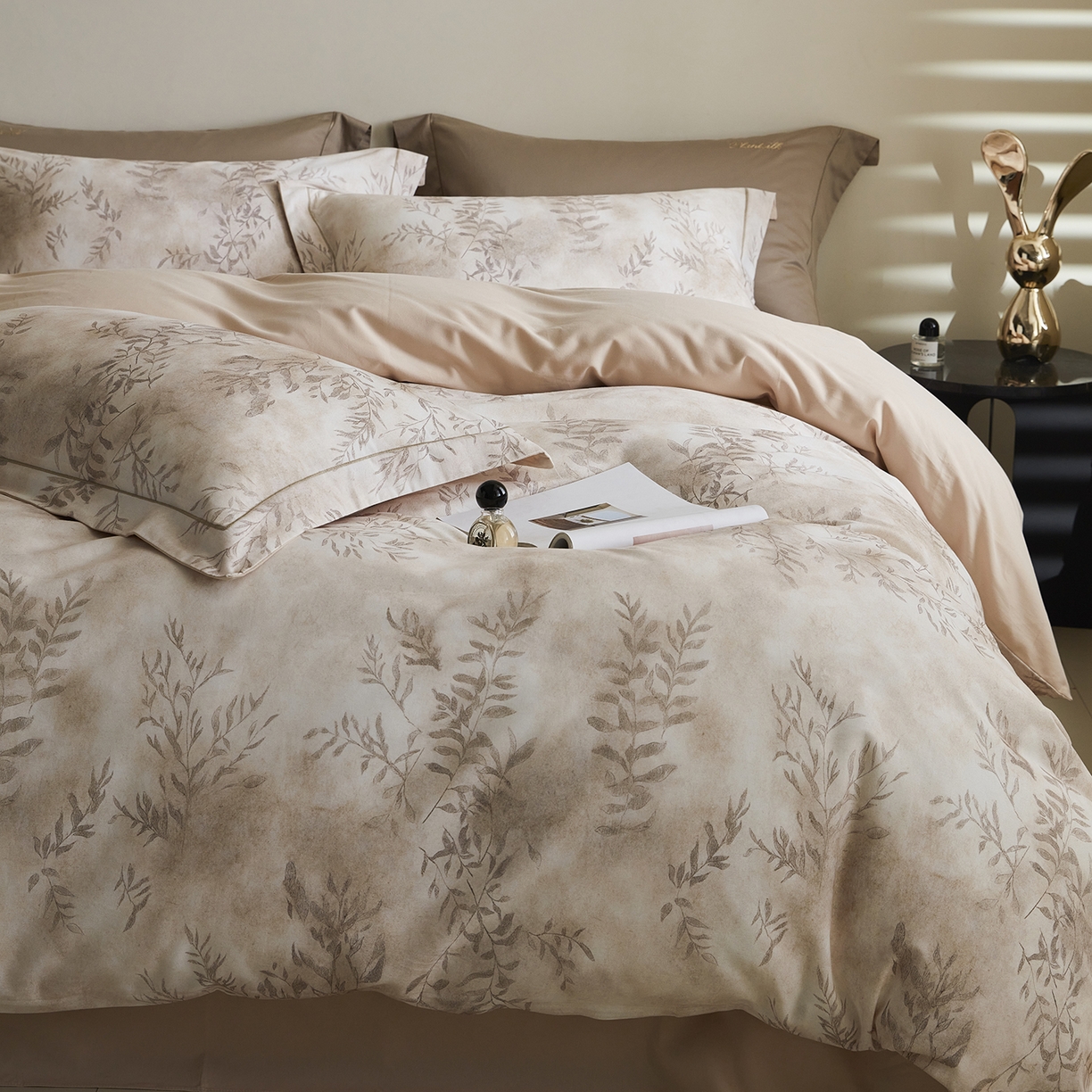 91家纺网 家纺一手货源 找家纺 嘉汀兰家居 2025新款全棉纯棉数码印花生态磨毛四件套 杏花微雨