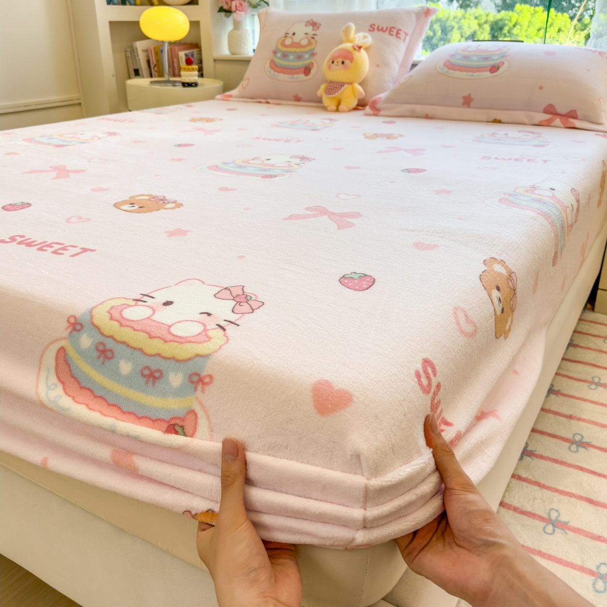 91家纺网 家纺一手货源 找家纺 （总）丝羽坊 2025新款印花小清新牛奶绒印花床笠三件套