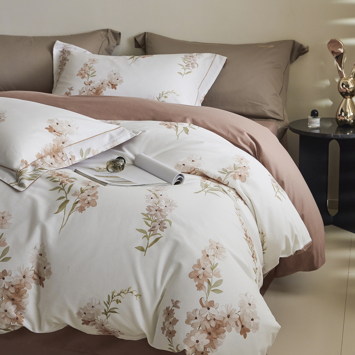 91家纺网 家纺一手货源 找家纺 嘉汀兰家居 2025新款全棉纯棉数码印花生态磨毛四件套 幽舒-桔