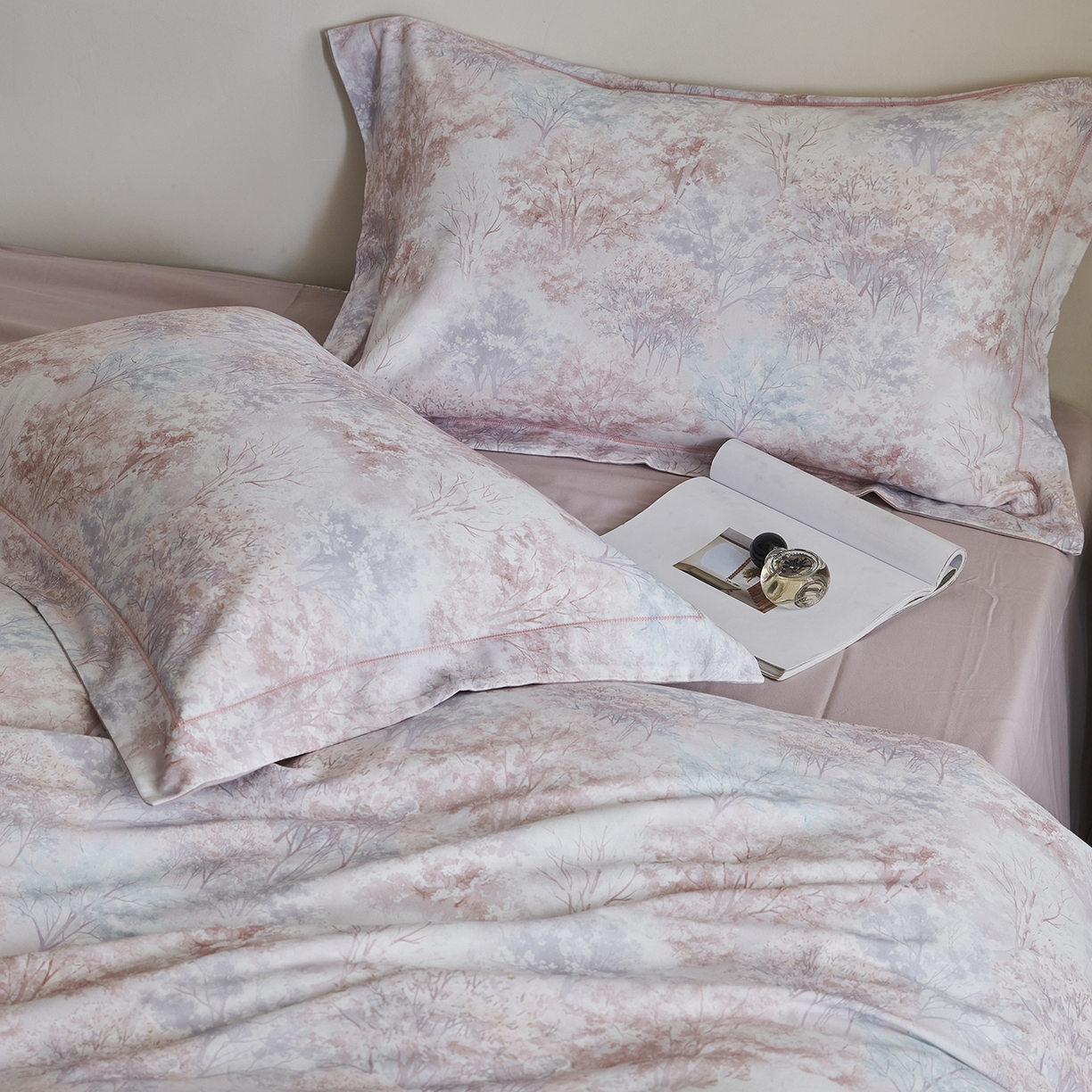 91家纺网 家纺一手货源 找家纺 嘉汀兰家居 2025新款全棉纯棉数码印花生态磨毛四件套 云栖处