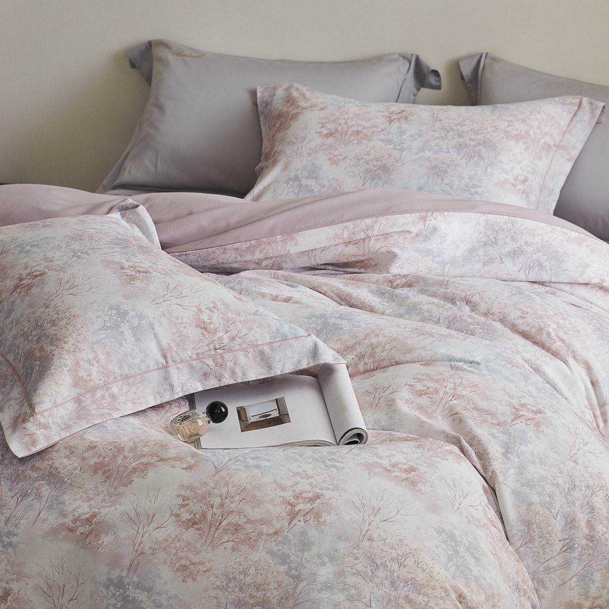 91家纺网 家纺一手货源 找家纺 嘉汀兰家居 2025新款全棉纯棉数码印花生态磨毛四件套 云栖处