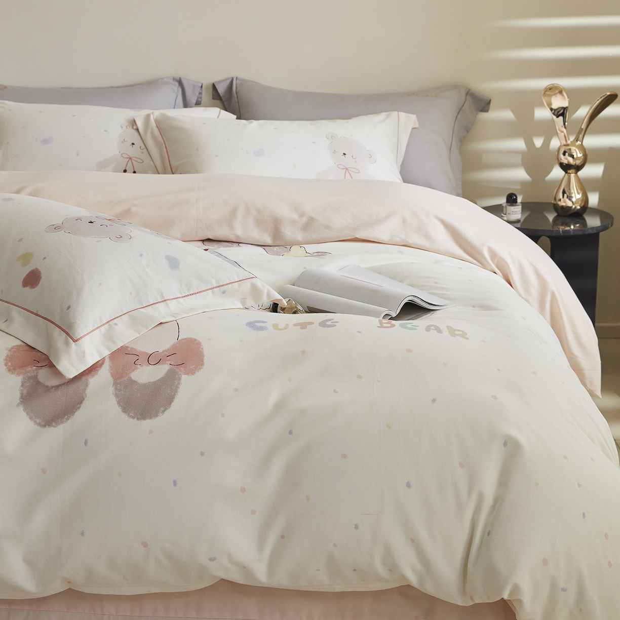 91家纺网 家纺一手货源 找家纺 嘉汀兰家居 2025新款全棉纯棉大版数码印花生态磨毛四件套 可爱多-米