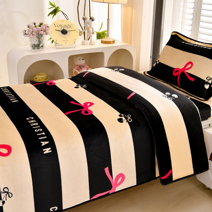 91家纺网 家纺一手货源 找家纺 绒品荟家纺 2025新款加厚牛奶绒三件套金貂绒法莱绒冬季床单款床笠款学生宿舍单人三件套情人结