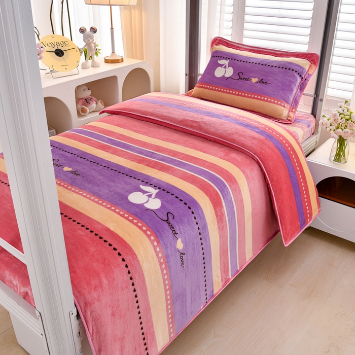 91家纺网 家纺一手货源 找家纺 绒品荟家纺 2025新款加厚牛奶绒三件套金貂绒法莱绒冬季床单款床笠款学生宿舍单人三件套恋语