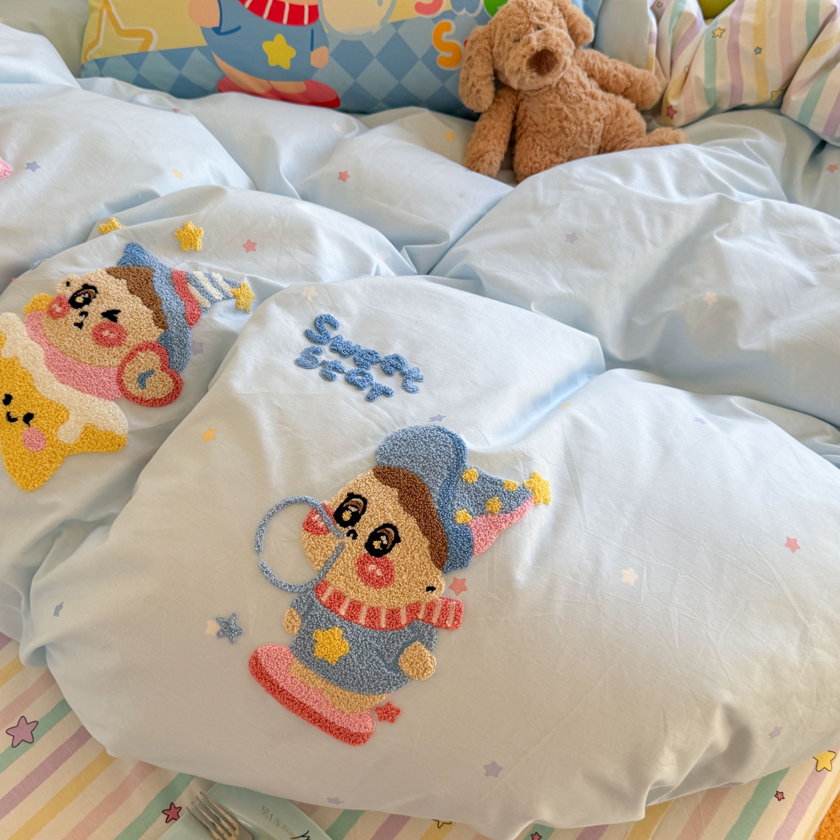 91家纺网 家纺一手货源 找家纺 柚子YOUTH 2025新款全棉A类母婴级卡通绣花四件套 吹泡泡