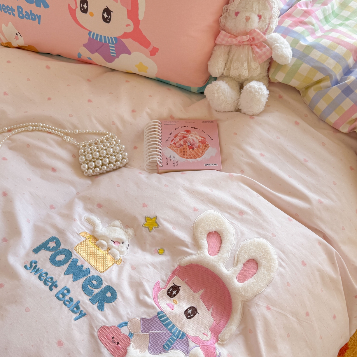 91家纺网 家纺一手货源 找家纺 柚子YOUTH 2025新款全棉A类母婴级卡通绣花四件套 女孩的礼物