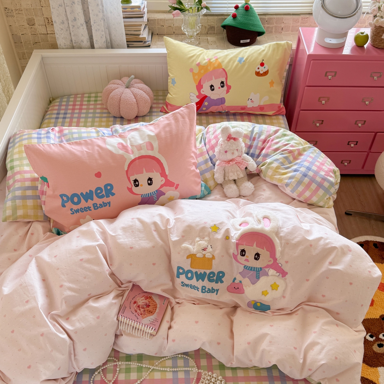 91家纺网 家纺一手货源 找家纺 柚子YOUTH 2025新款全棉A类母婴级卡通绣花四件套 女孩的礼物