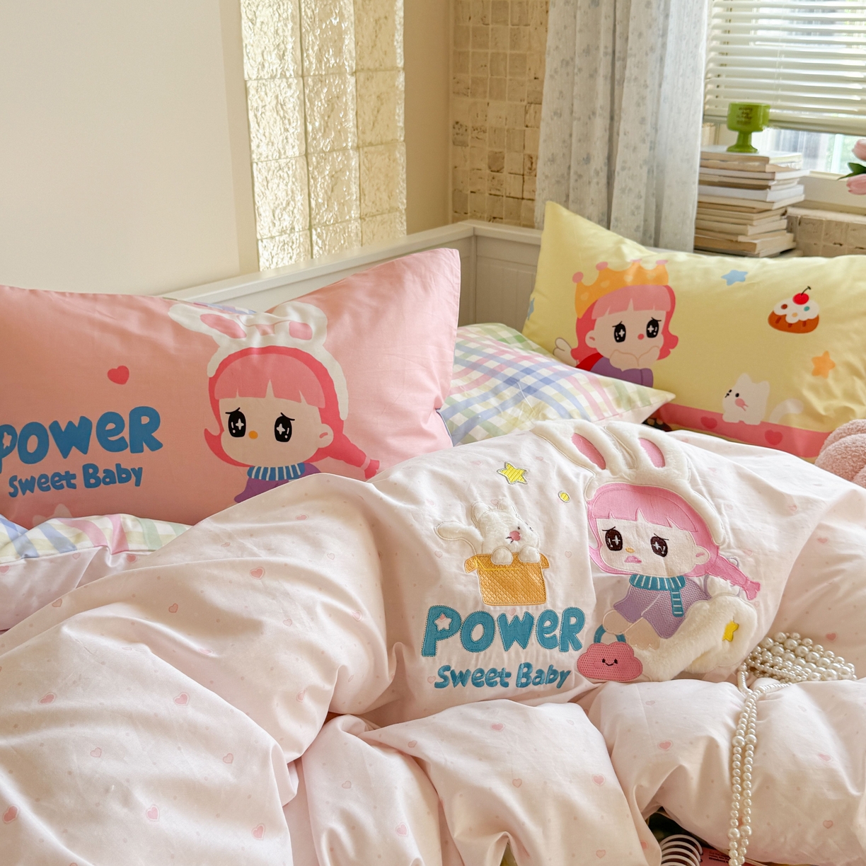 91家纺网 家纺一手货源 找家纺 柚子YOUTH 2025新款全棉A类母婴级卡通绣花四件套 女孩的礼物