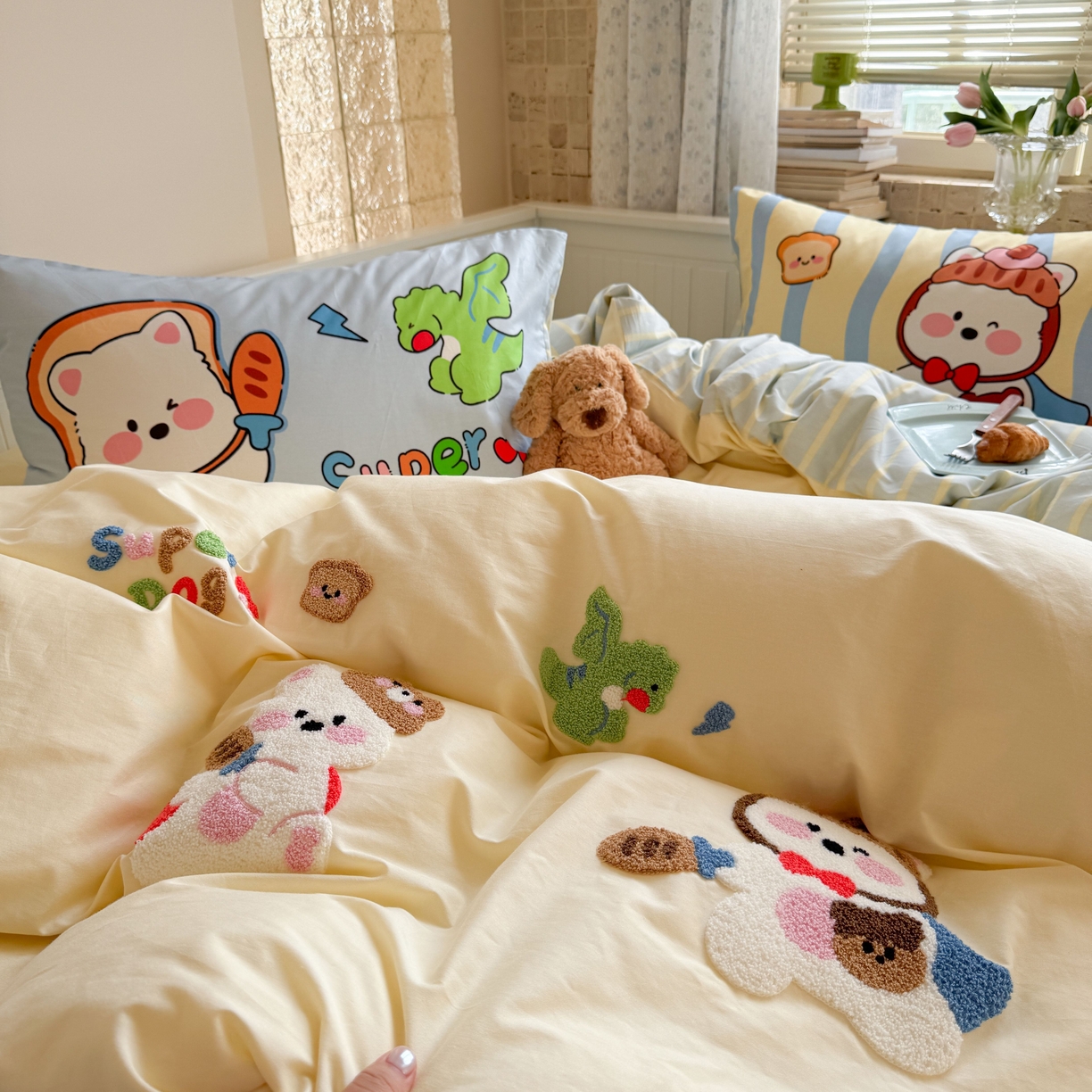 91家纺网 家纺一手货源 找家纺 柚子YOUTH 2025新款全棉A类母婴级卡通绣花四件套 小狗面包