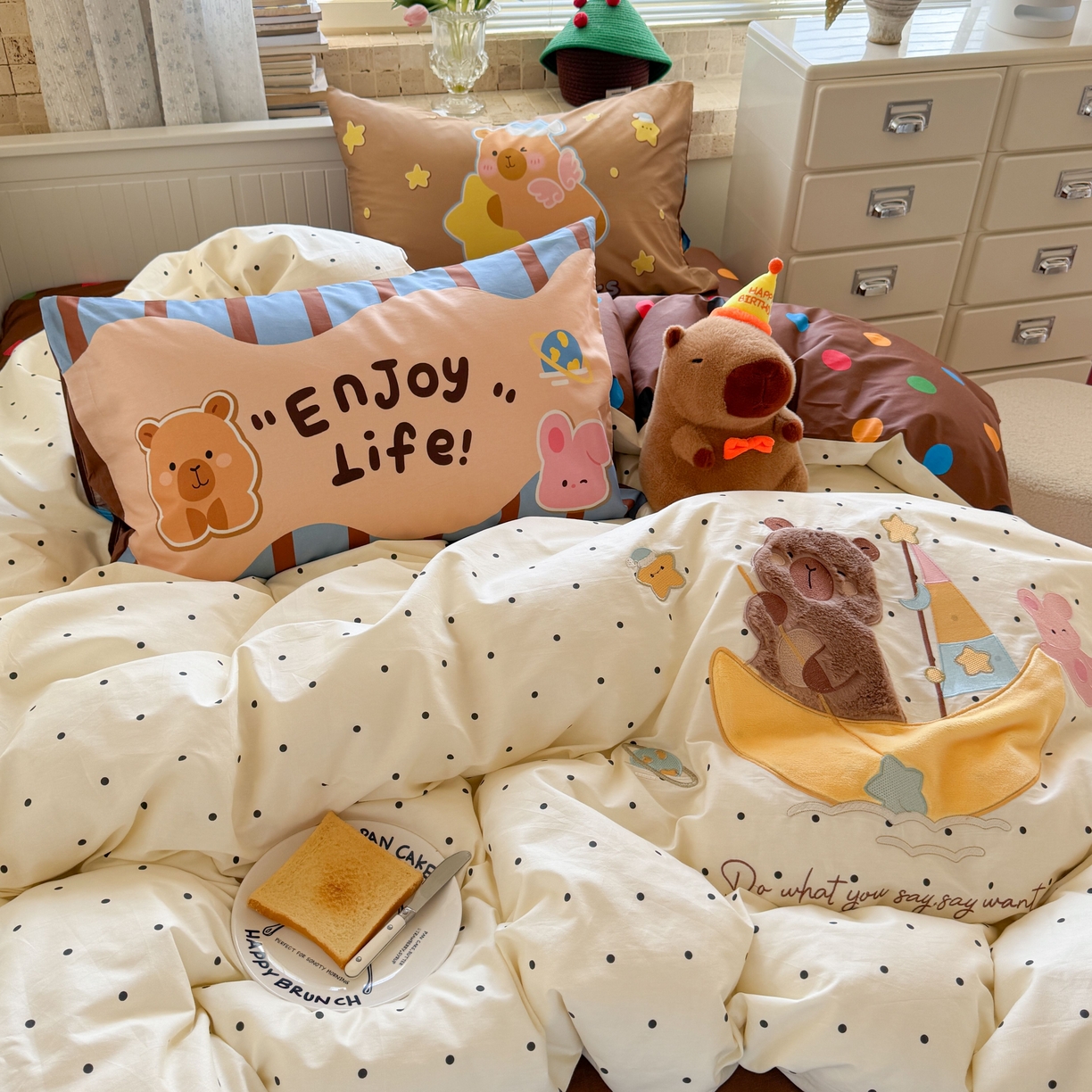 91家纺网 家纺一手货源 找家纺 柚子YOUTH 2025新款全棉A类母婴级卡通绣花四件套 月亮船