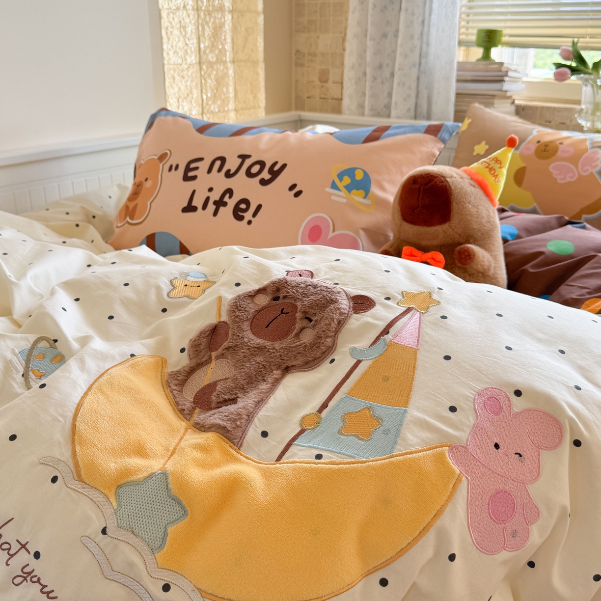 91家纺网 家纺一手货源 找家纺 柚子YOUTH 2025新款全棉A类母婴级卡通绣花四件套 月亮船