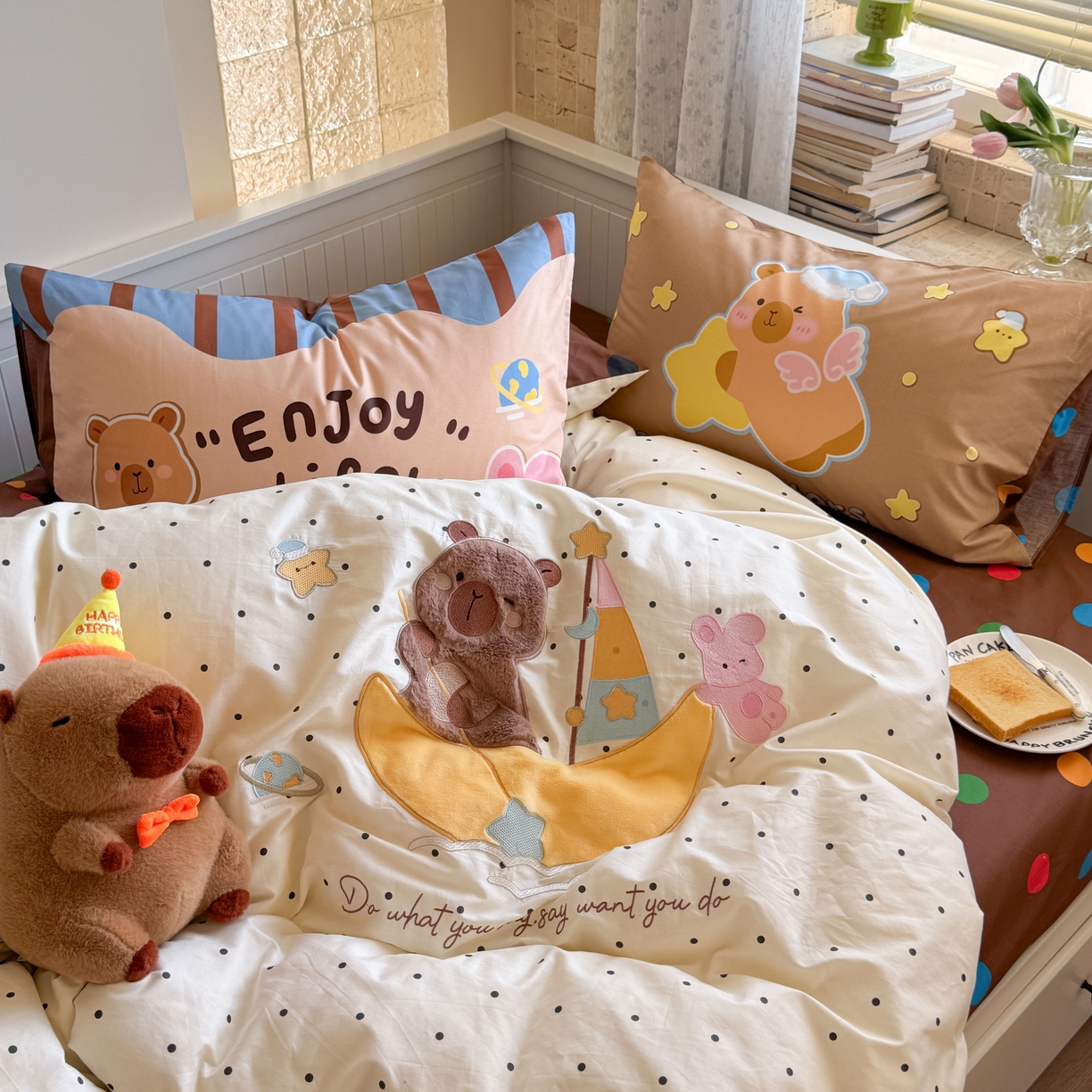 91家纺网 家纺一手货源 找家纺 柚子YOUTH 2025新款全棉A类母婴级卡通绣花四件套 月亮船