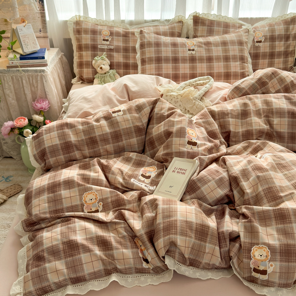 简宜家居（朝初家纺） 2025新款全棉磨毛蕾丝花边四件套 奶狮-咖格