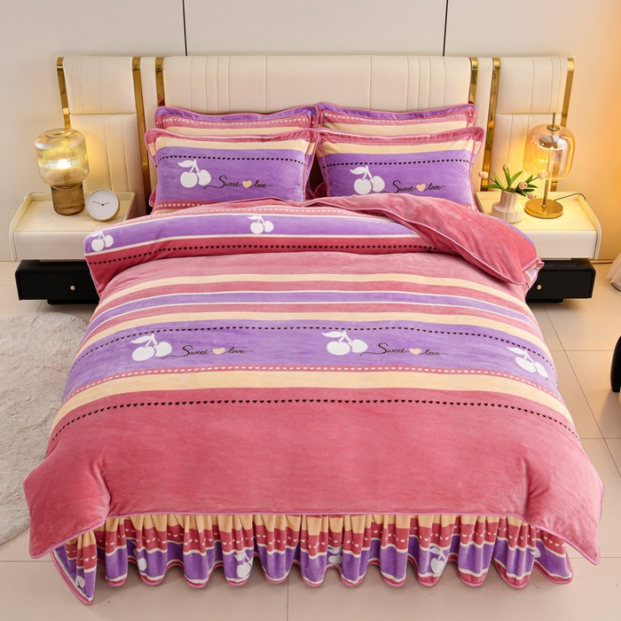 91家纺网 家纺一手货源 找家纺 绒品荟家纺 2025新款8.5斤加厚牛奶绒金貂绒法莱绒四件套三件套冬季法兰绒床裙款高克重恋语