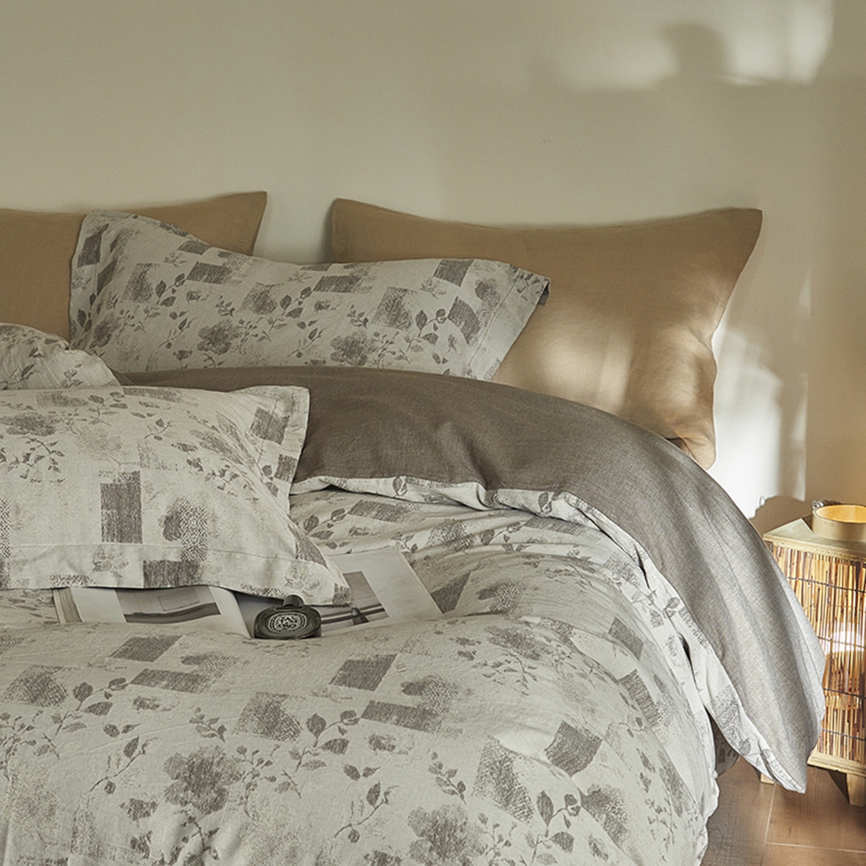 91家纺网 家纺一手货源 找家纺 （总）梦享生活家居 2025新款高级轻奢色织双层纱大提花棉麻四件套